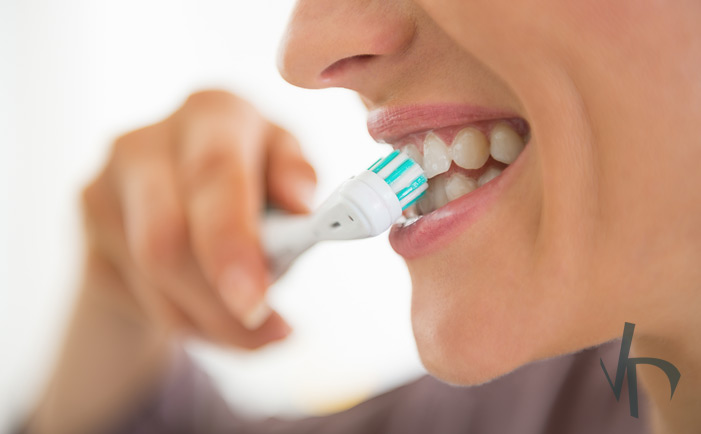 A Detailed Guide on How to Brush Your Teeth Properly