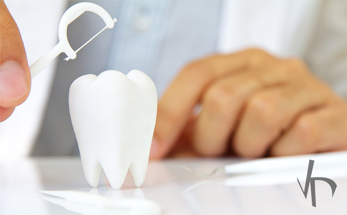 Are Floss Picks Effective?